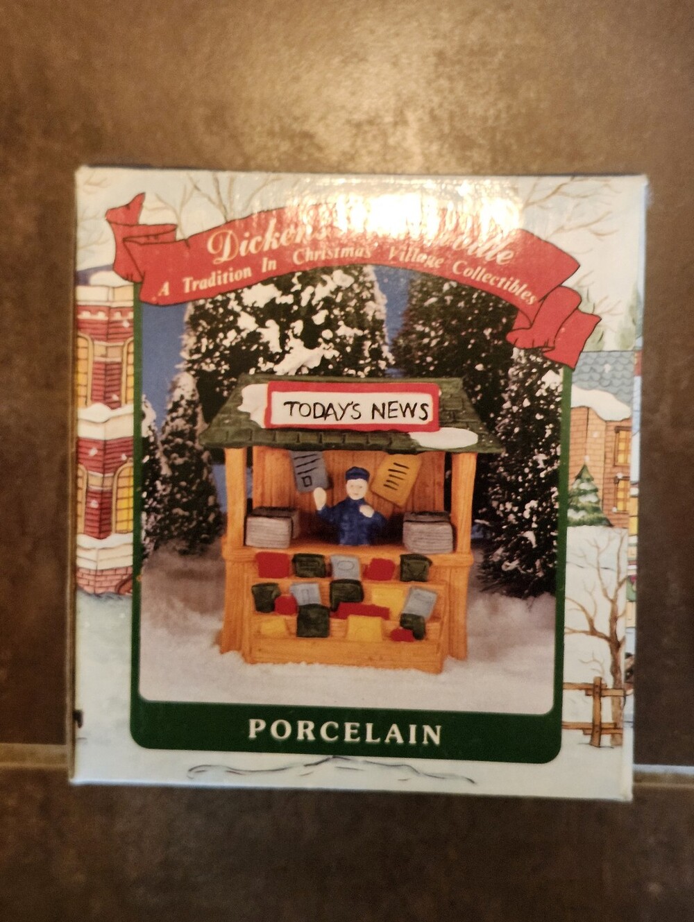 🎅 Vintage Lemax Dickensville Newstand Christmas Village
